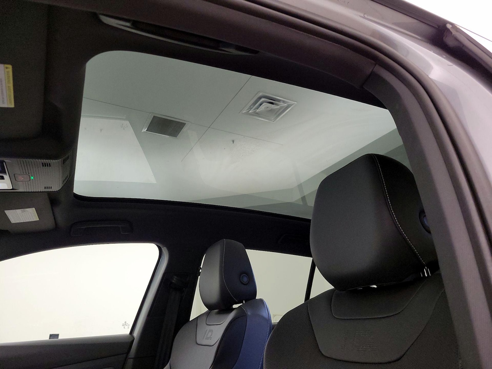 Skylight(s) & Overhead Airbags