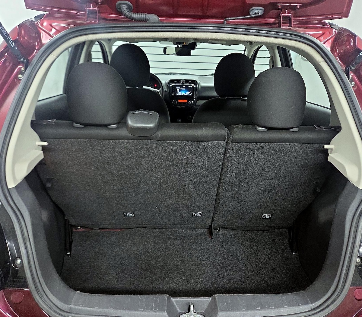 Trunk/Cargo (Seats Up)