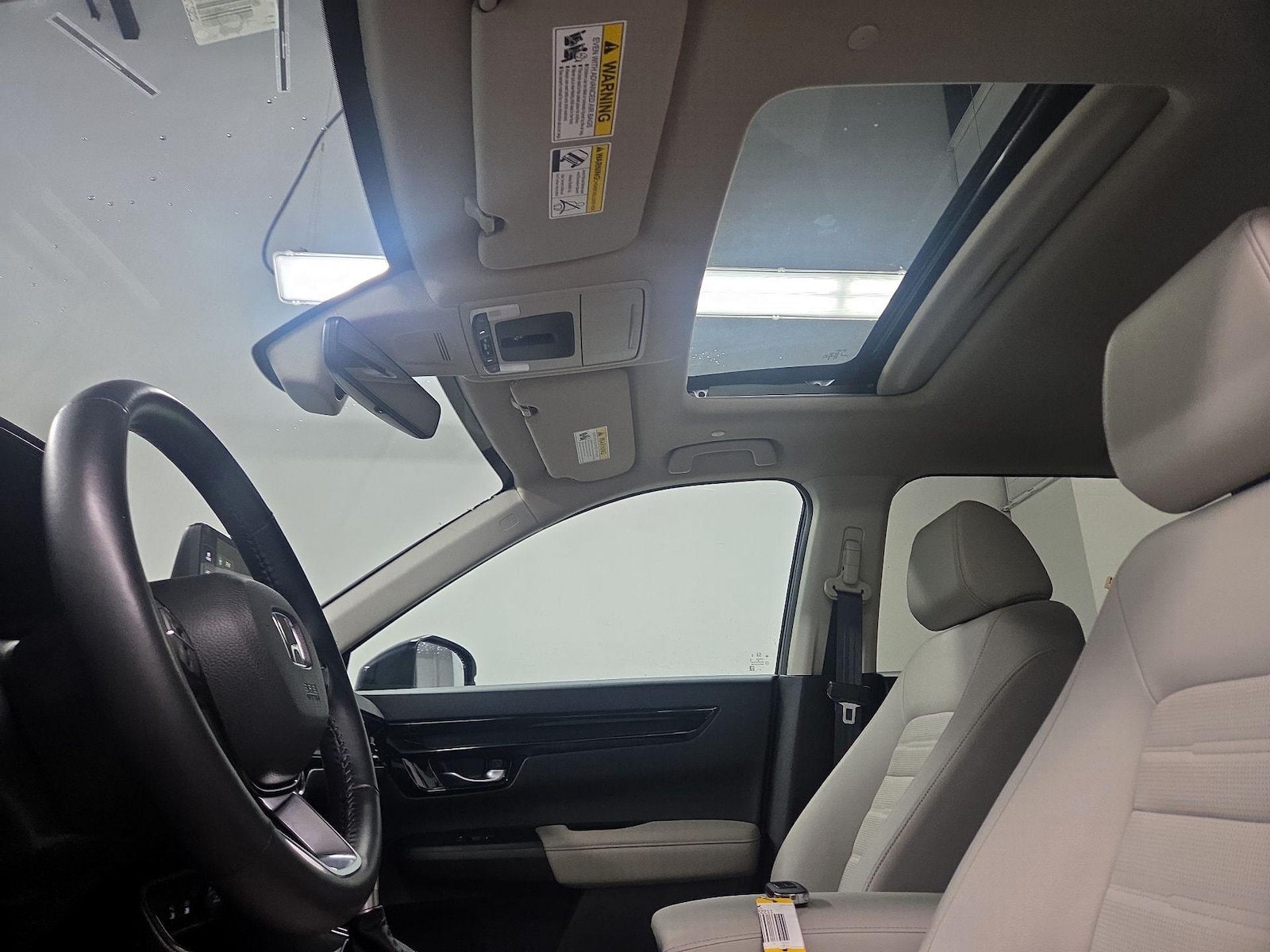 Sunroof(s) & Overhead Airbags
