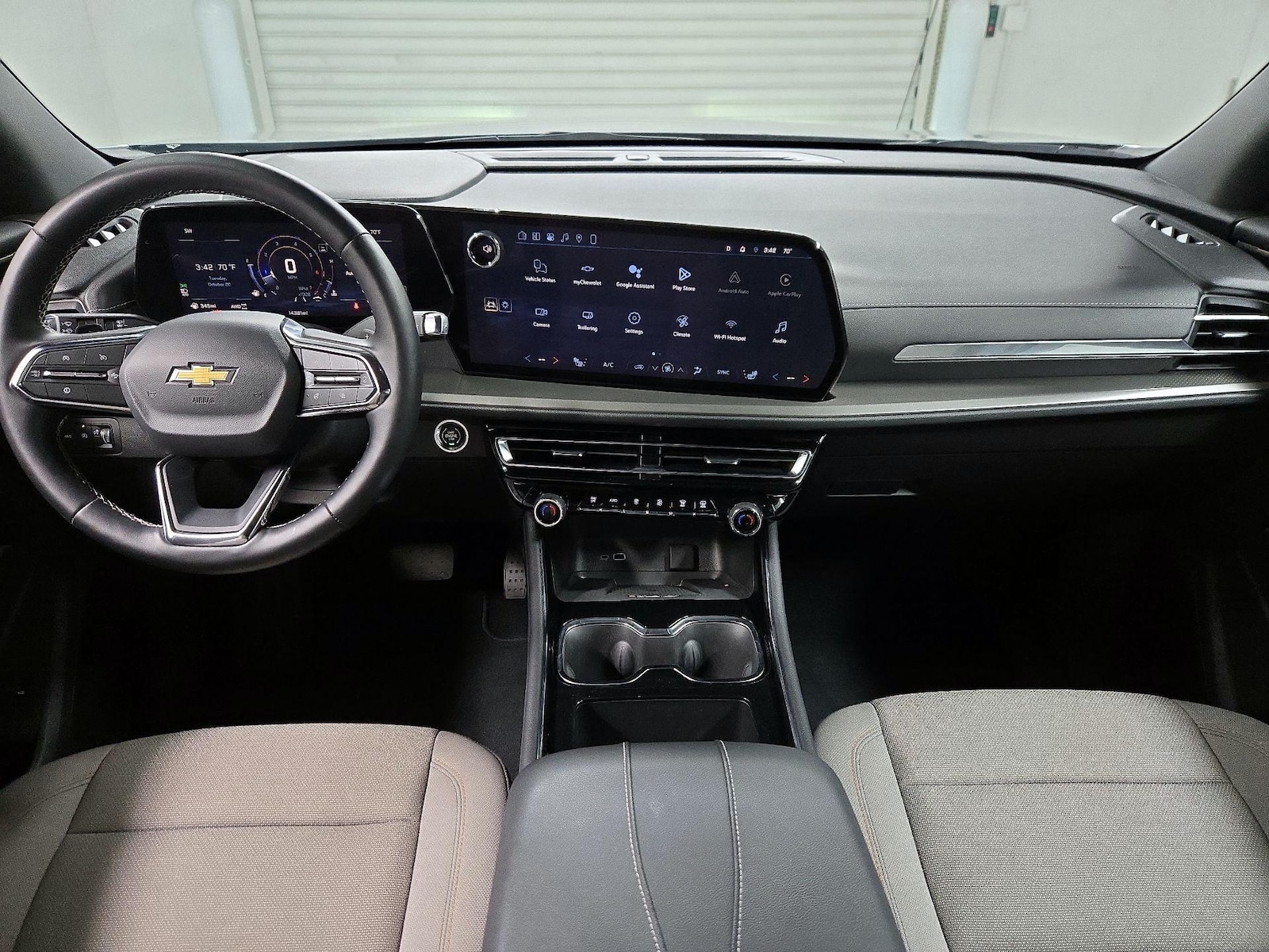 Apple CarPlay® & Android Auto™