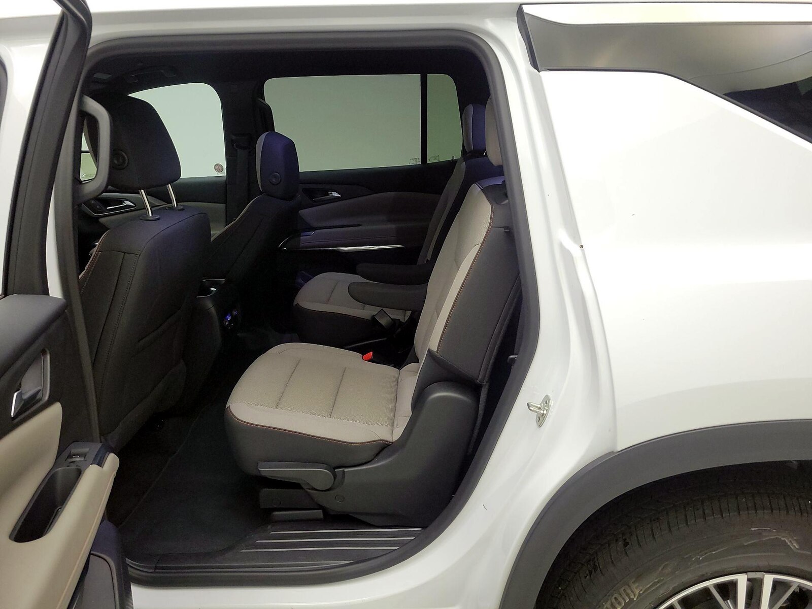 Rear Air Conditioning