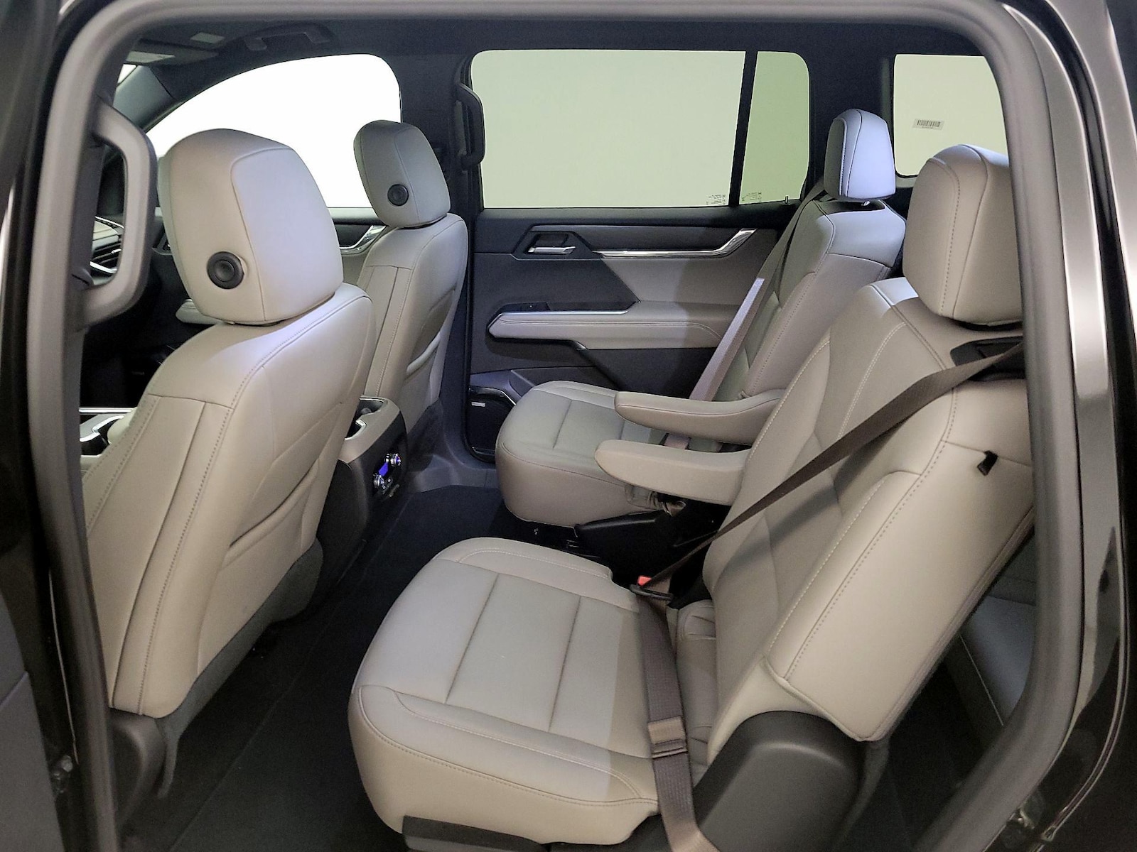 Rear Air Conditioning