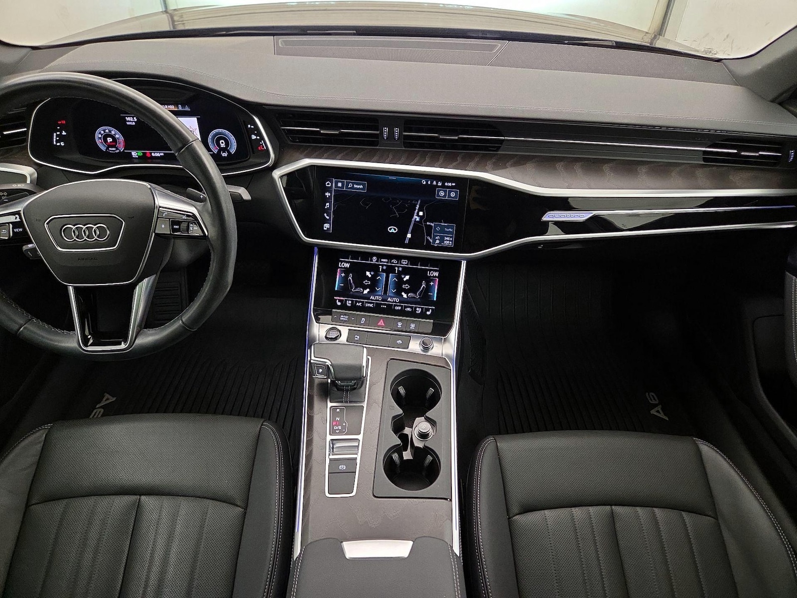 Apple CarPlay® & Android Auto™