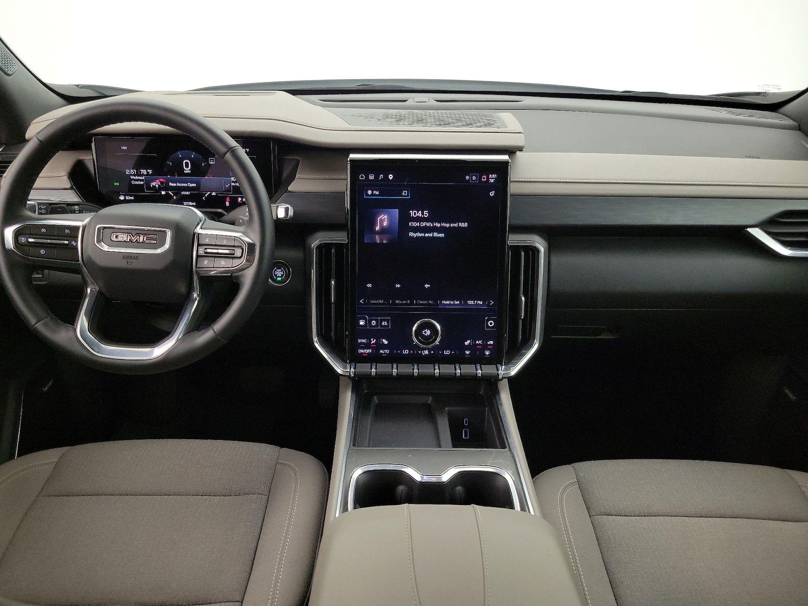 Apple CarPlay® & Android Auto™
