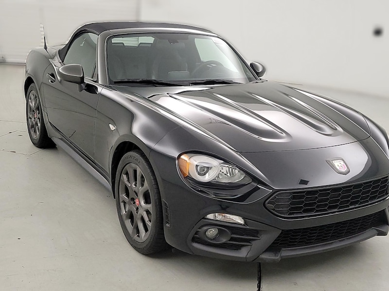 2017 Fiat 124 Spider Abarth