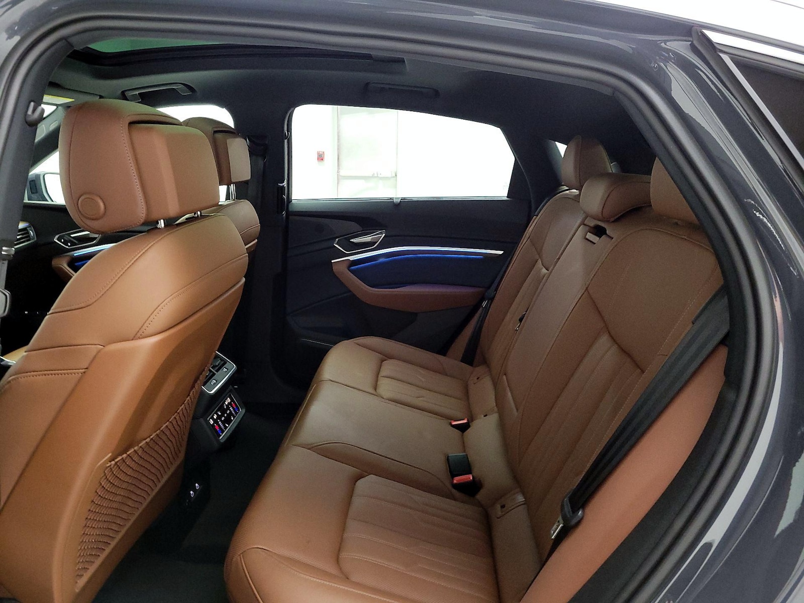 Rear Air Conditioning