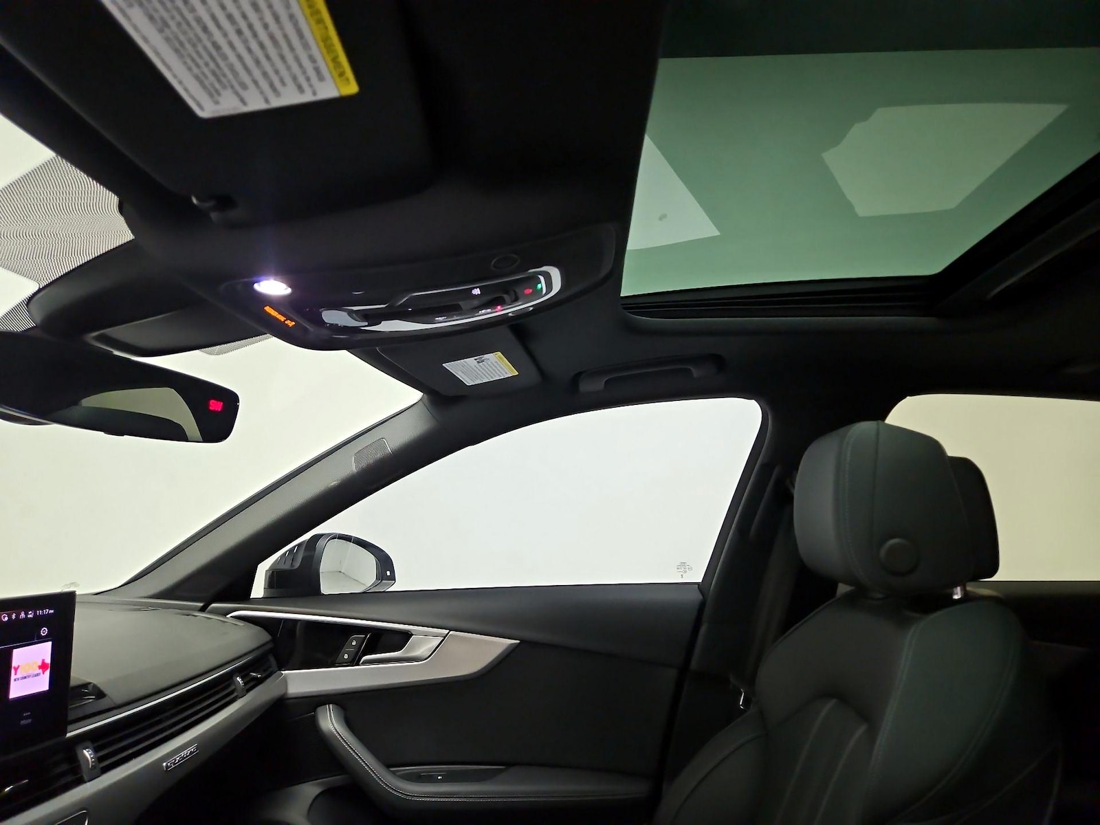 Sunroof(s) & Overhead Airbags