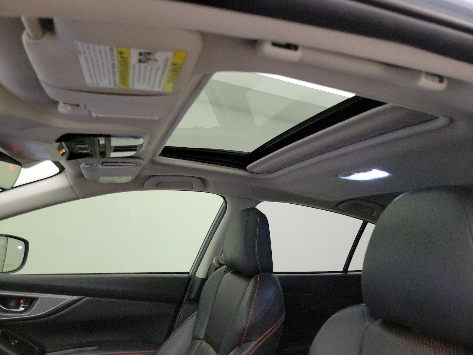 Sunroof(s) & Overhead Airbags