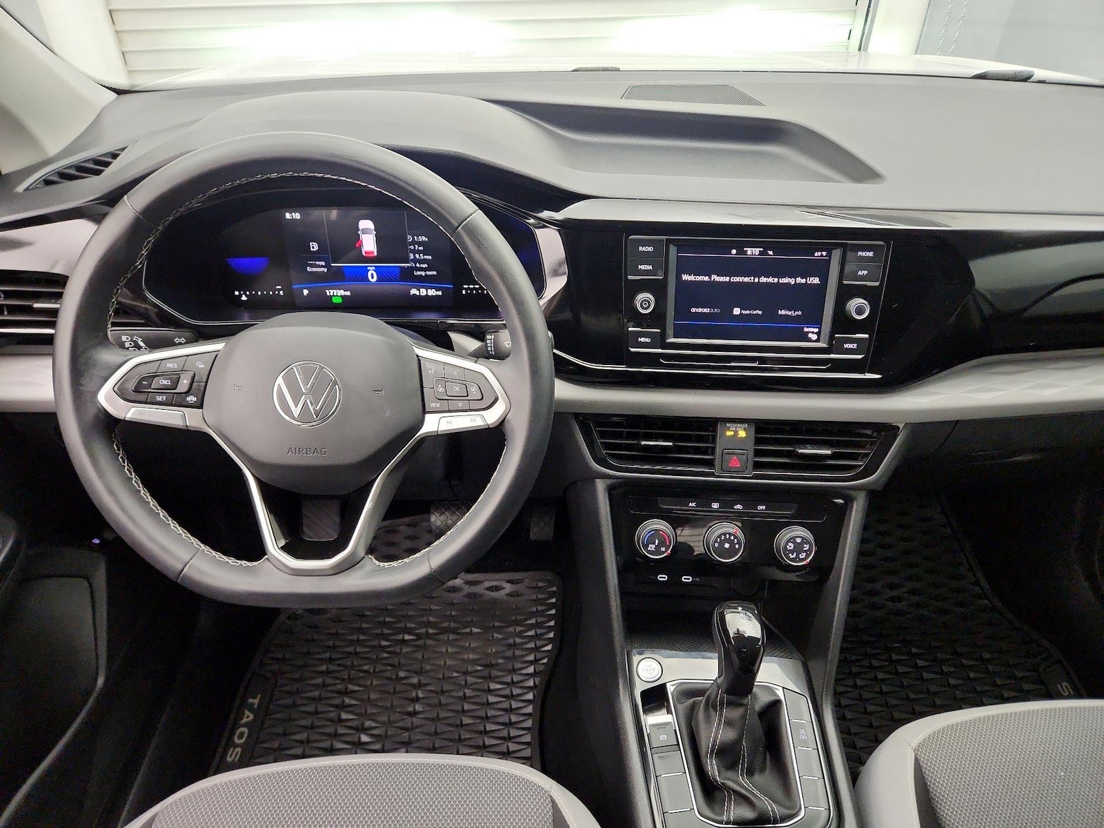 Apple CarPlay® & Android Auto™