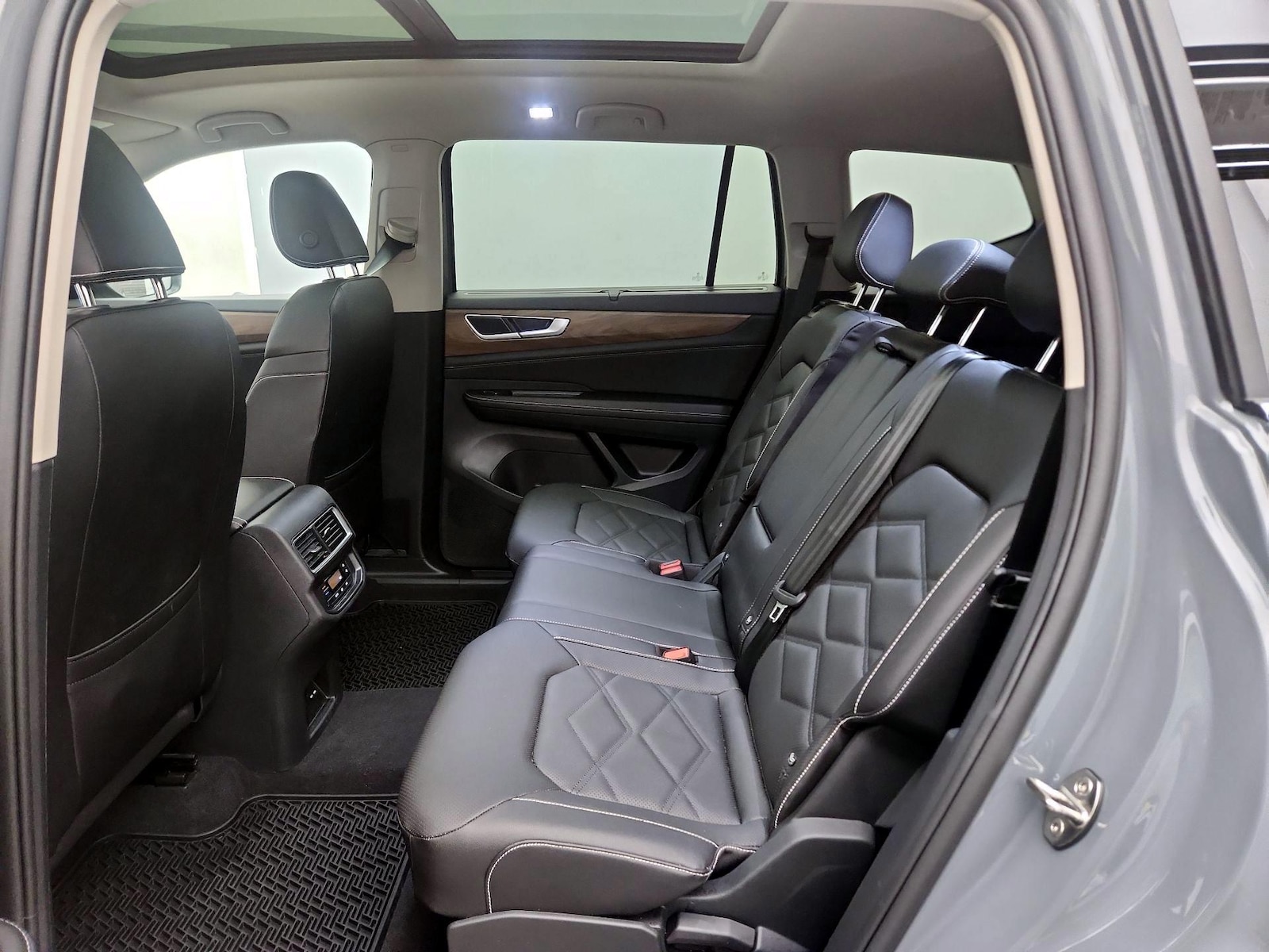 Rear Air Conditioning