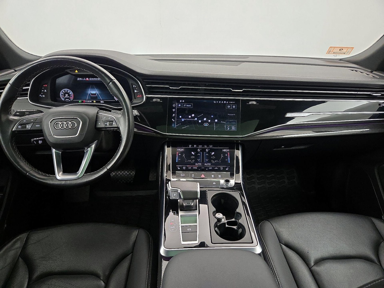 Apple CarPlay® & Android Auto™