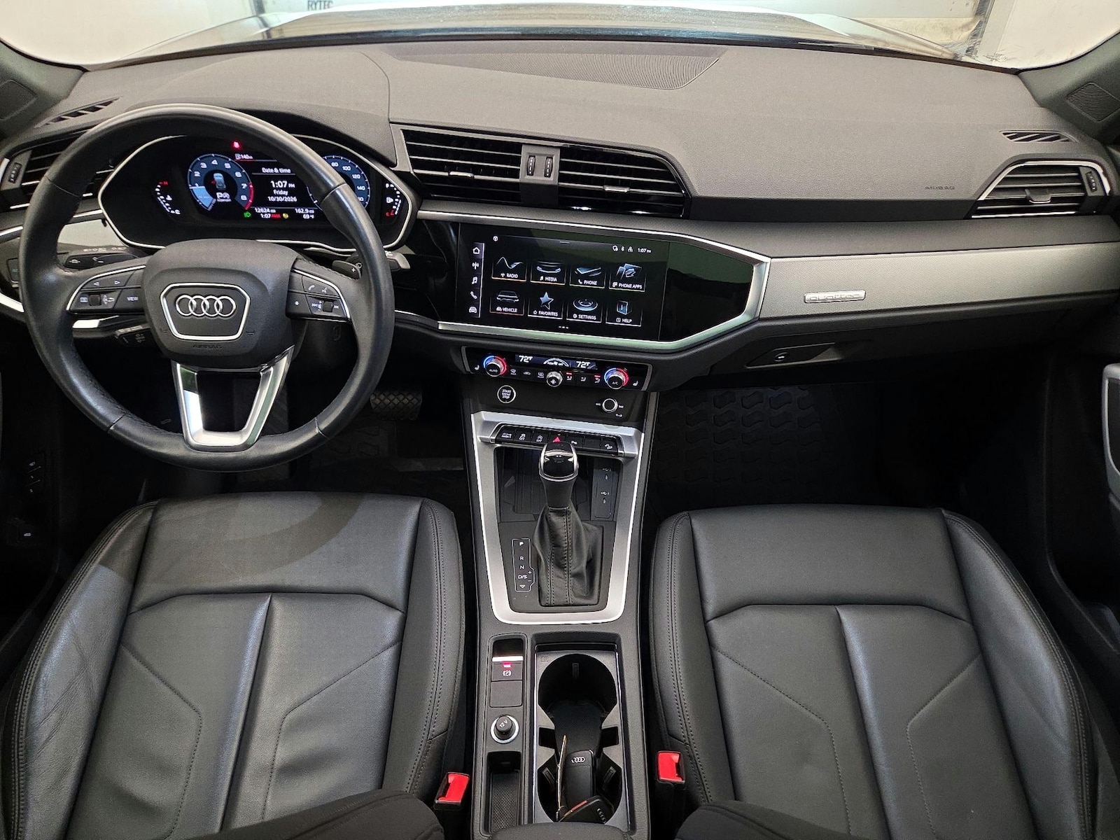 Apple CarPlay® & Android Auto™