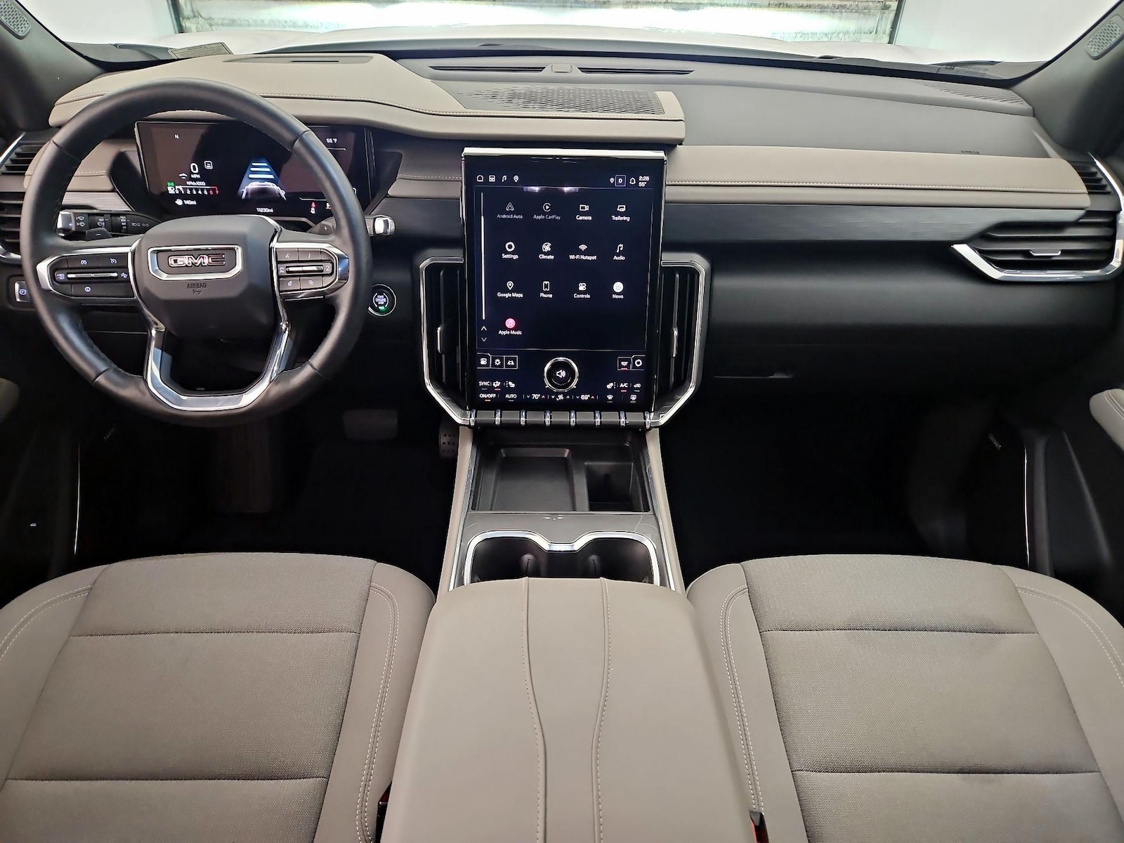 Apple CarPlay® & Android Auto™