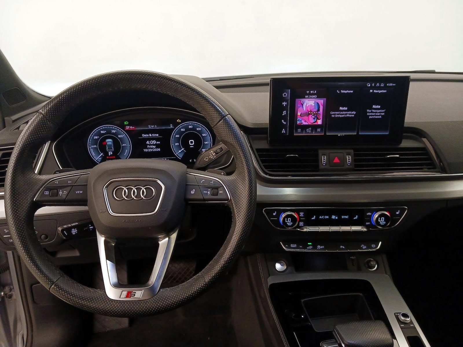 Apple CarPlay® & Android Auto™