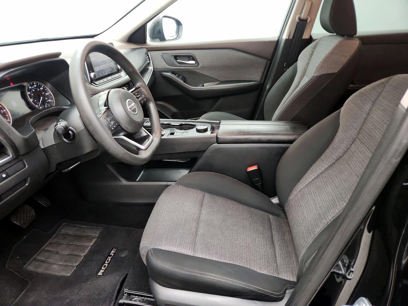 Power Seat(s) & Side Airbags
