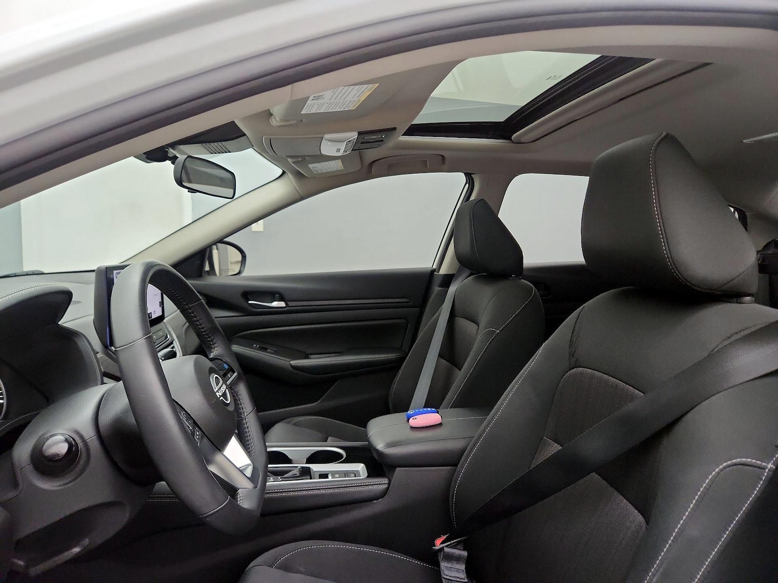 Sunroof(s) & Overhead Airbags