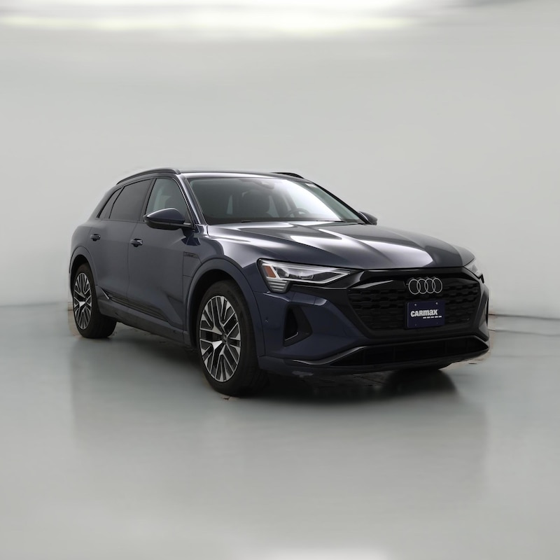 2024 Audi Q8 e-tron Premium Plus
