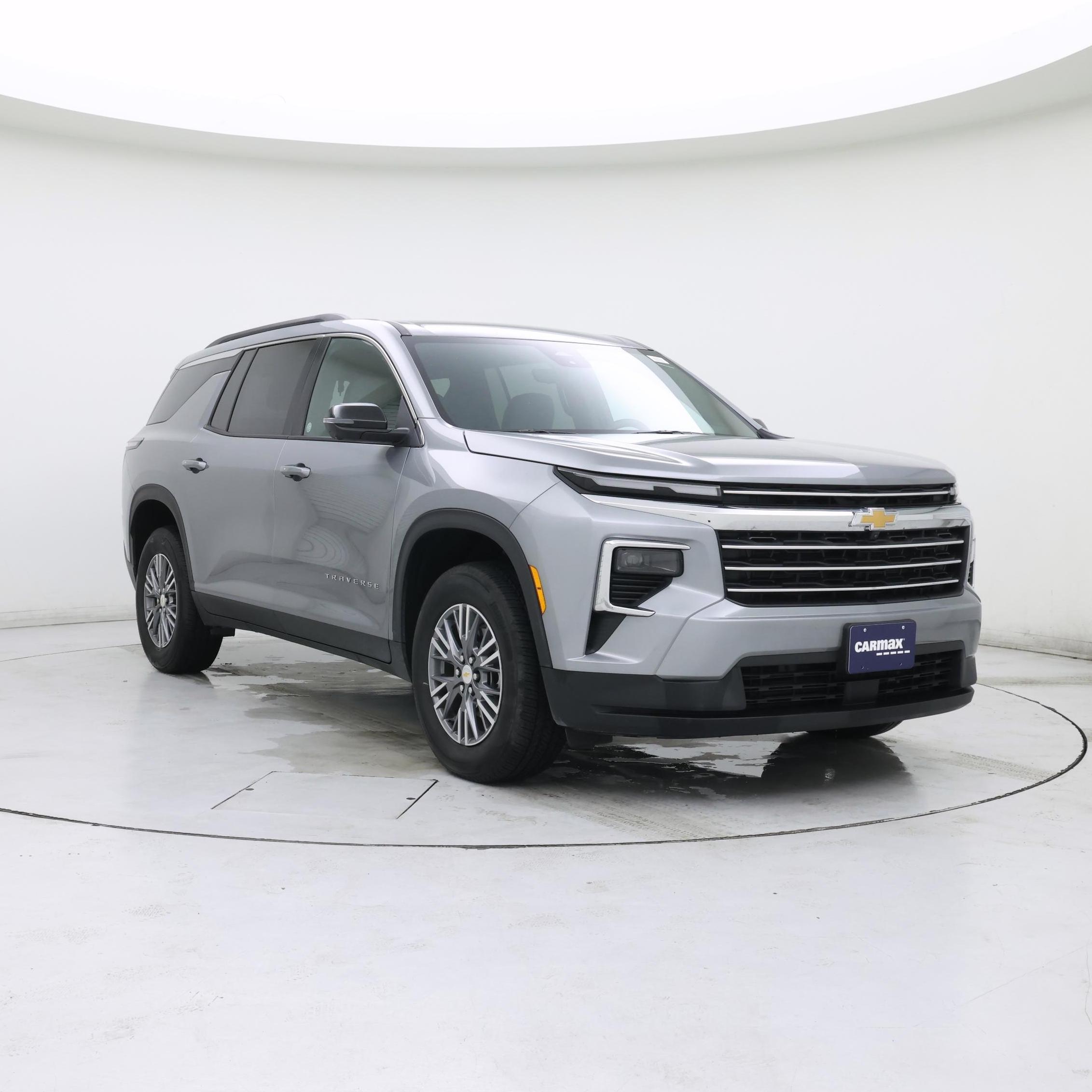Gray 2026 Chevrolet Traverse SUV / Crossover Front-Wheel Drive Automatic