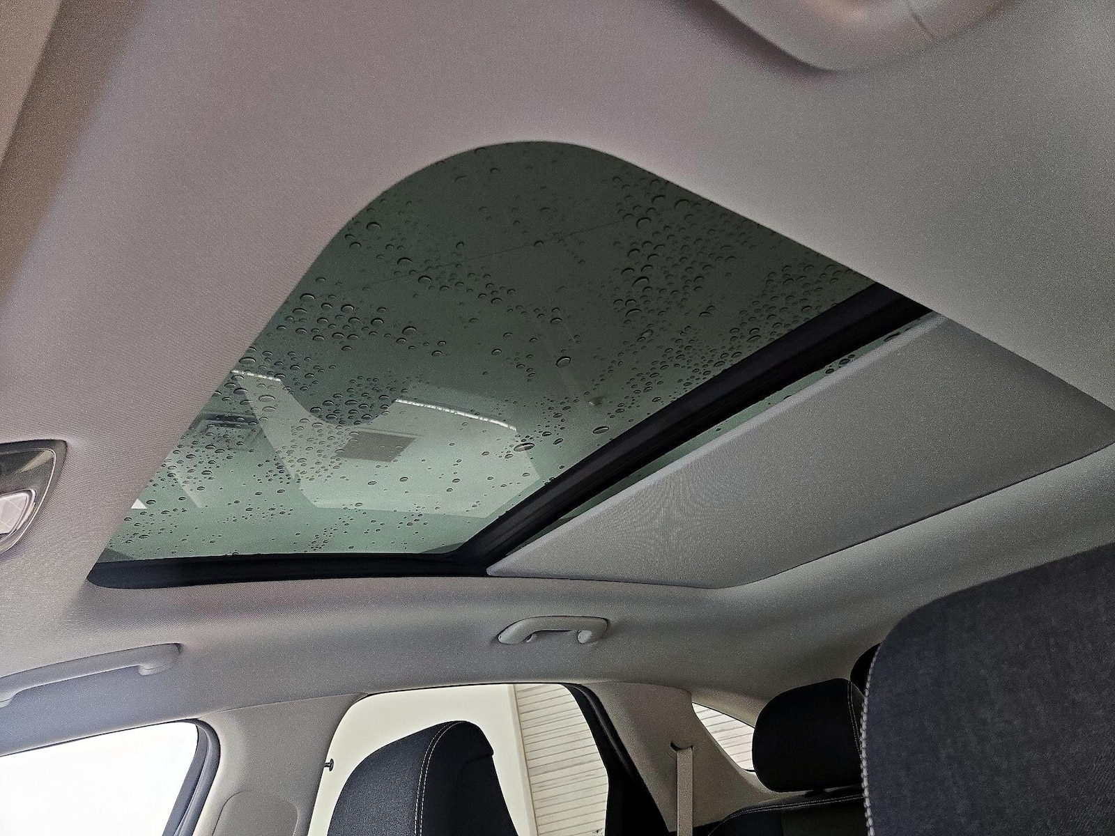 Panoramic Sunroof