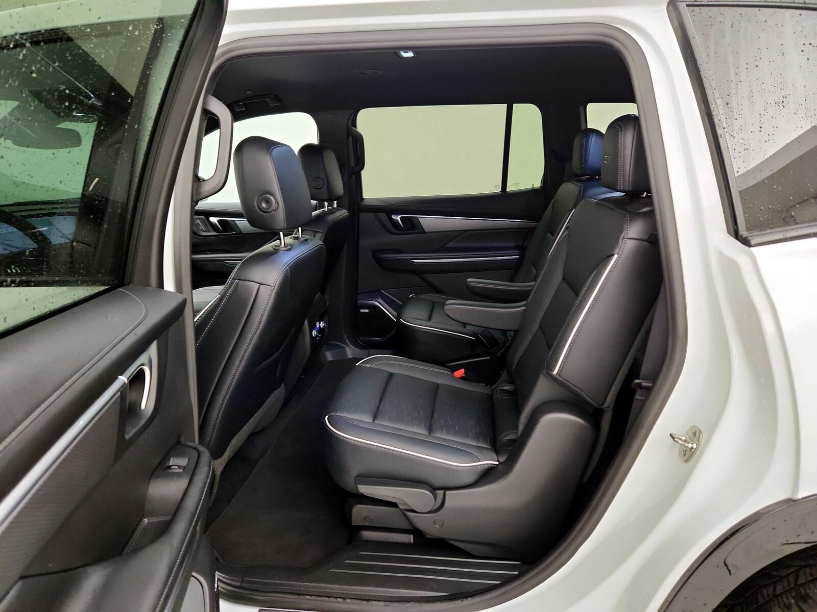 Rear Air Conditioning