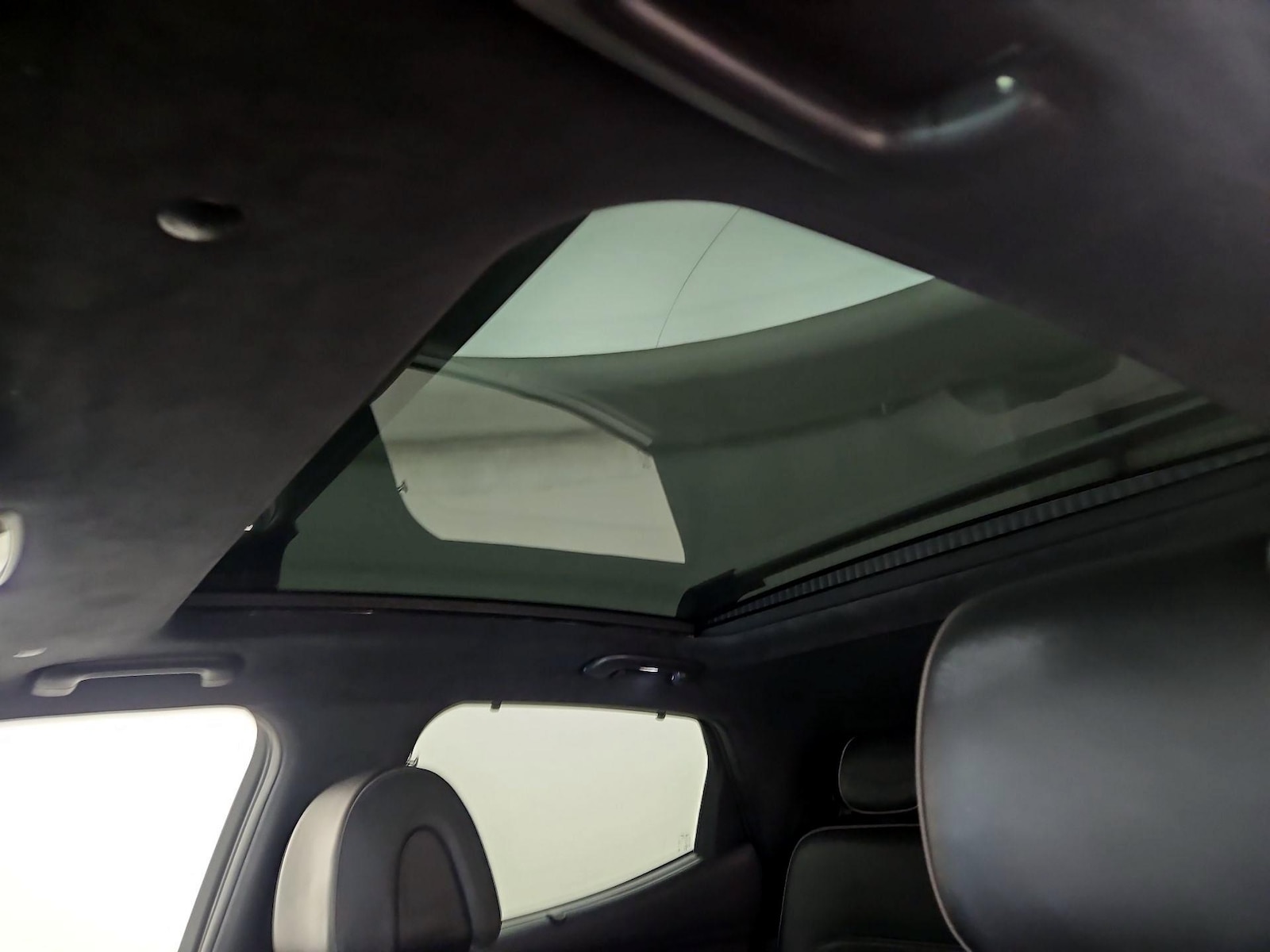 Skylight(s) & Overhead Airbags