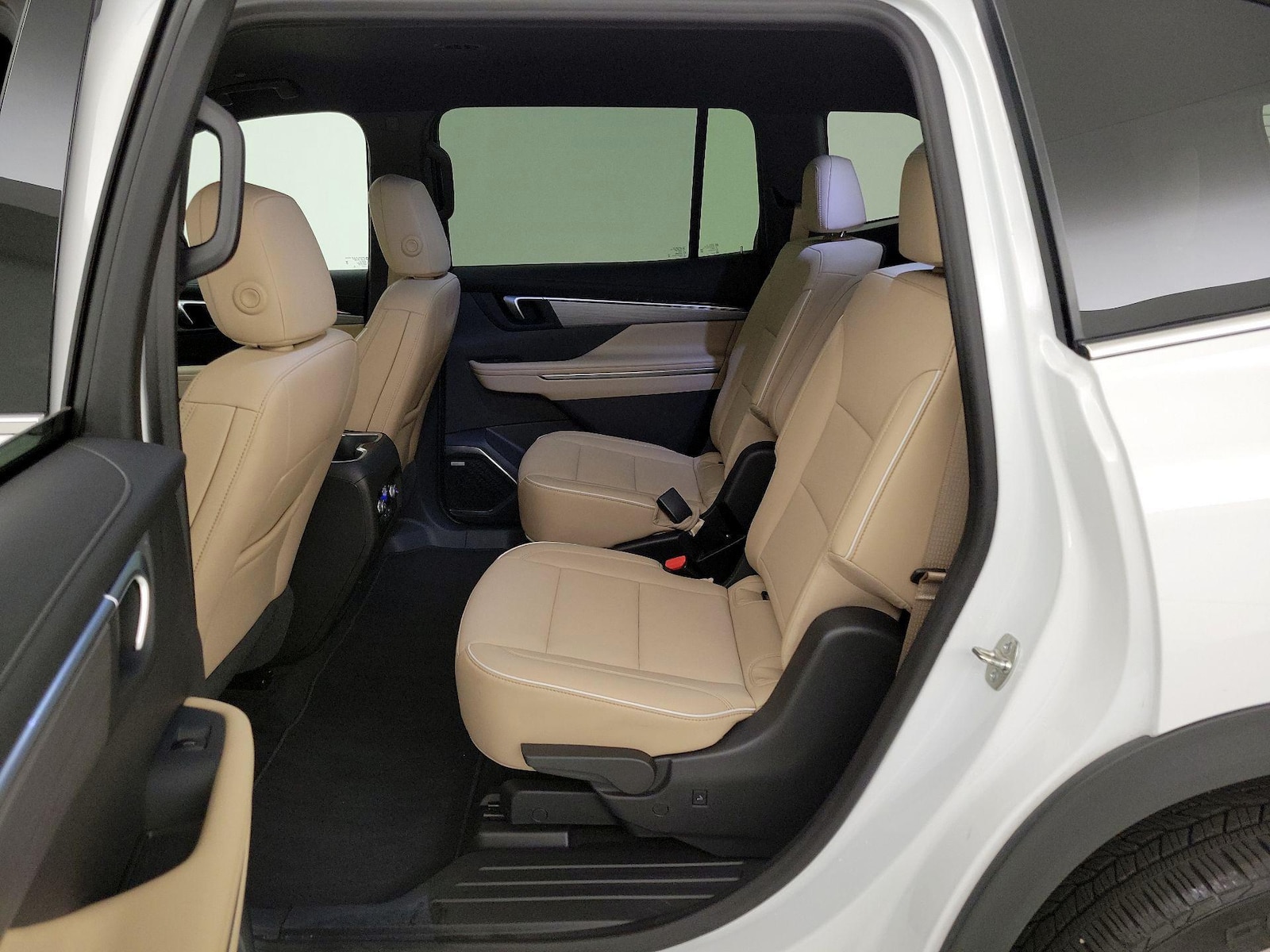 Rear Air Conditioning