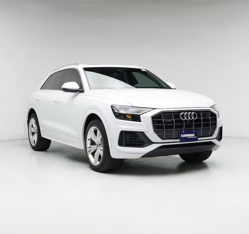 2023 Audi Q8 Premium