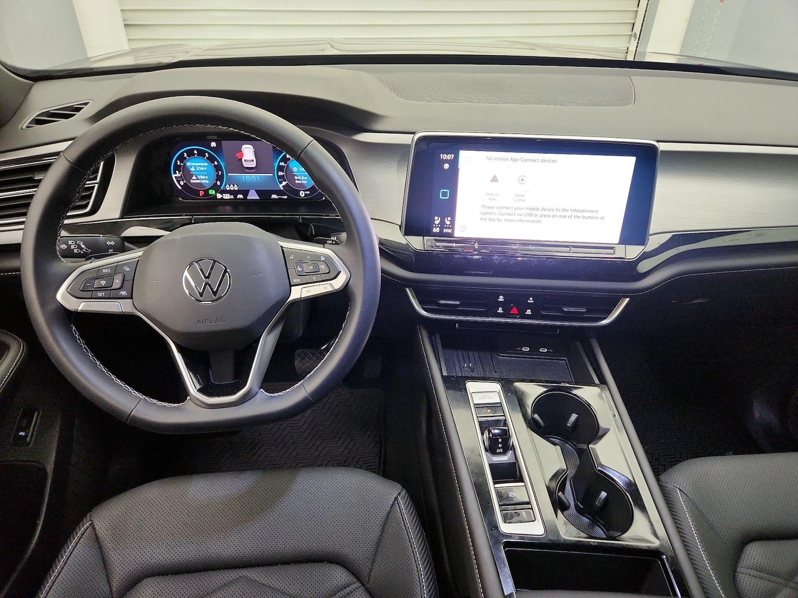 Apple CarPlay® & Android Auto™