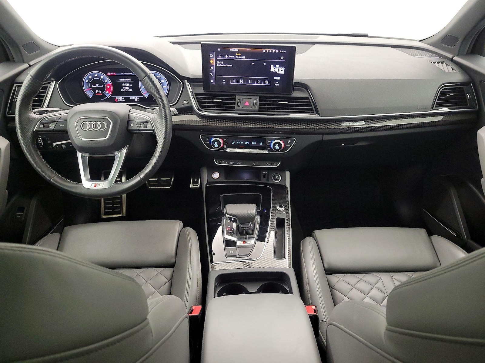 Apple CarPlay® & Android Auto™