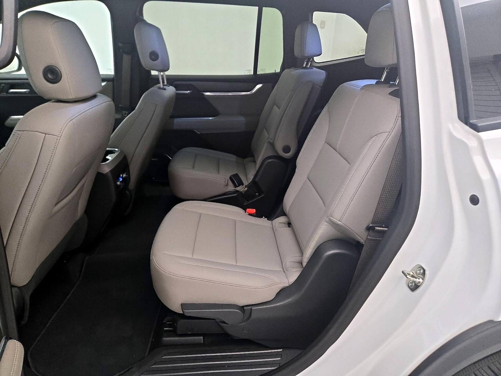 Rear Air Conditioning