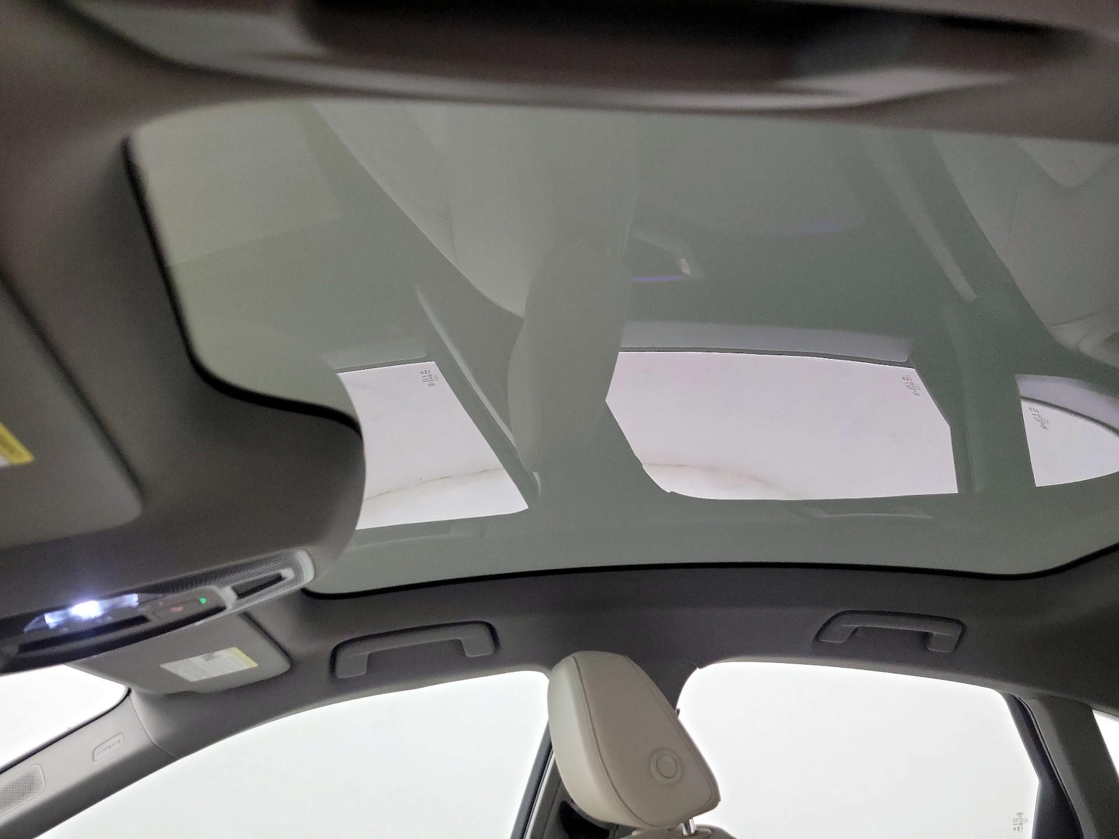 Skylight(s) & Overhead Airbags