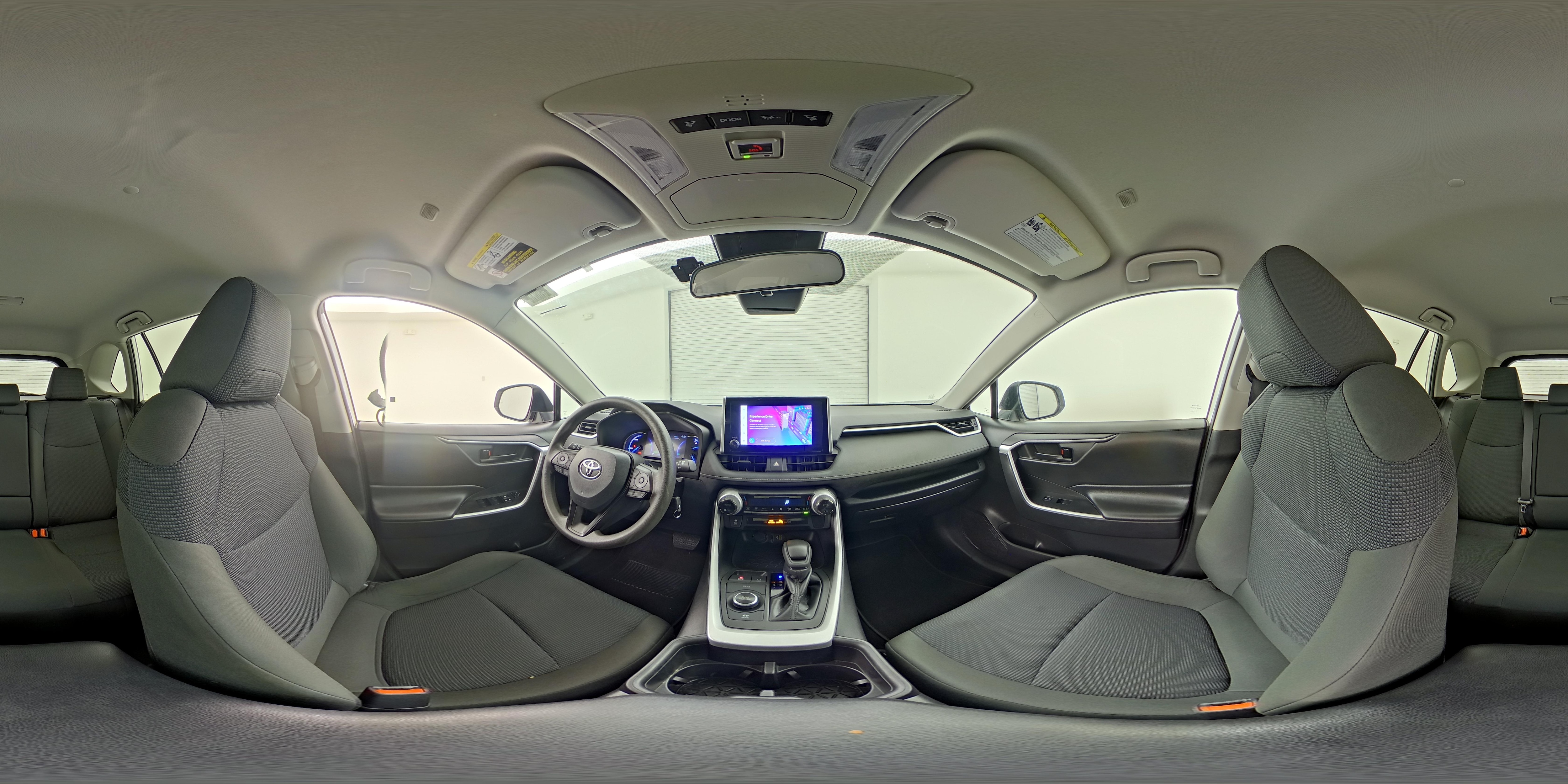 2024 Toyota RAV4 LE - Photo 24