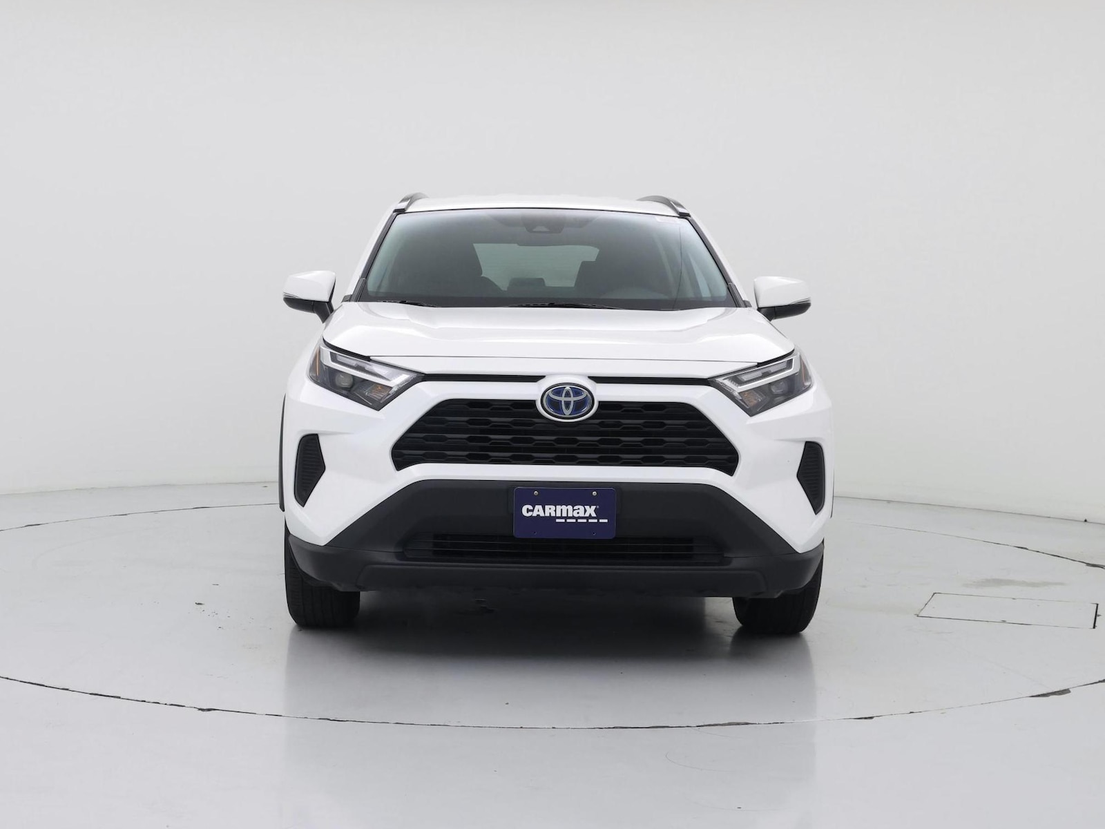 2024 Toyota RAV4 LE - Photo 6