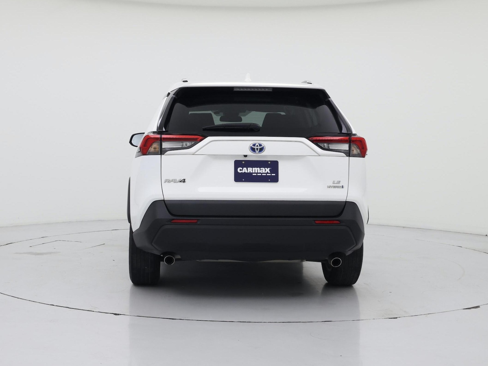 2024 Toyota RAV4 LE - Photo 7