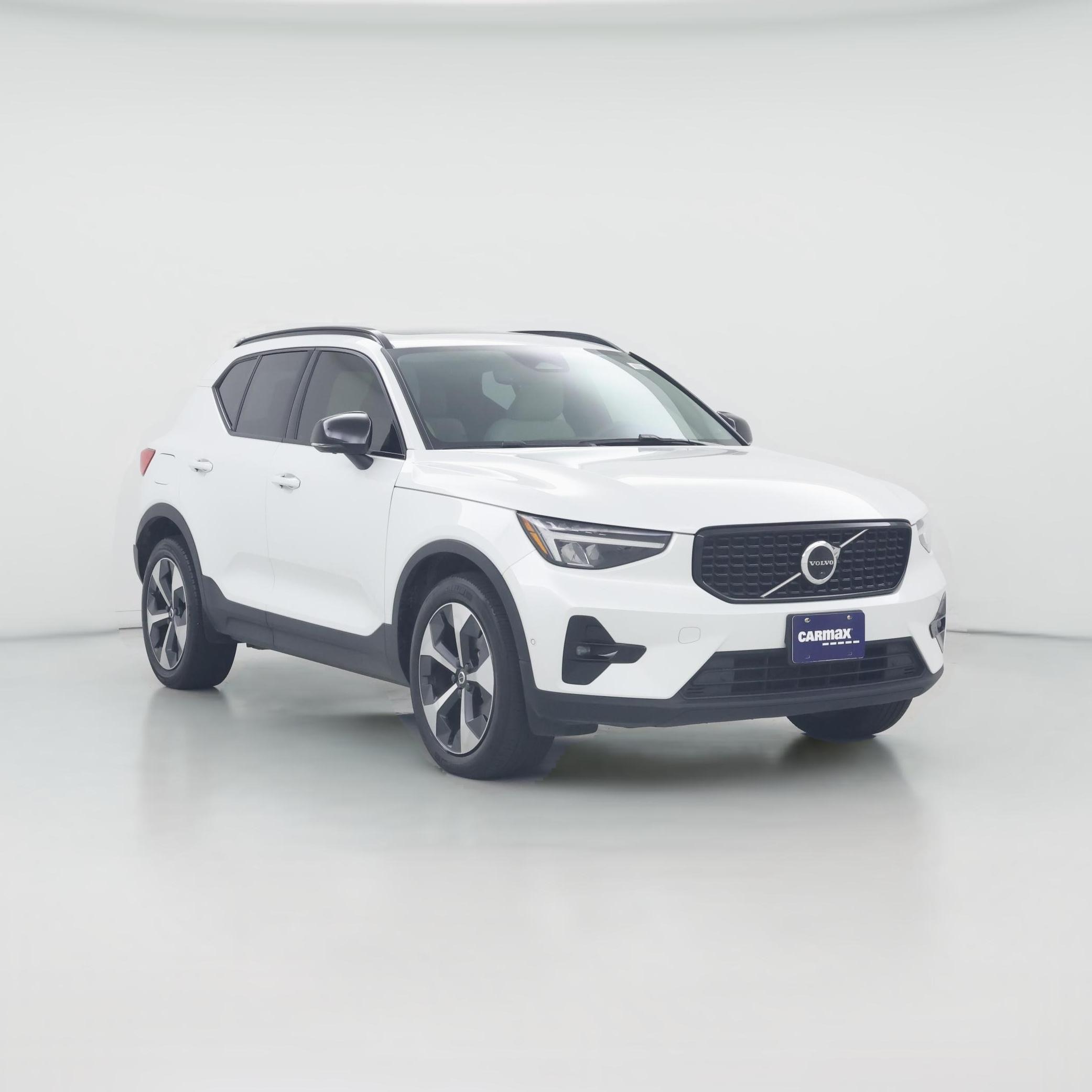 2023 Volvo XC40