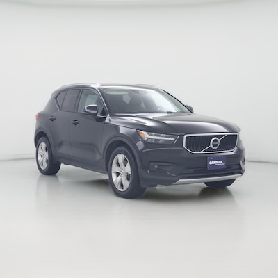 2022 Volvo XC40 T5 Momentum