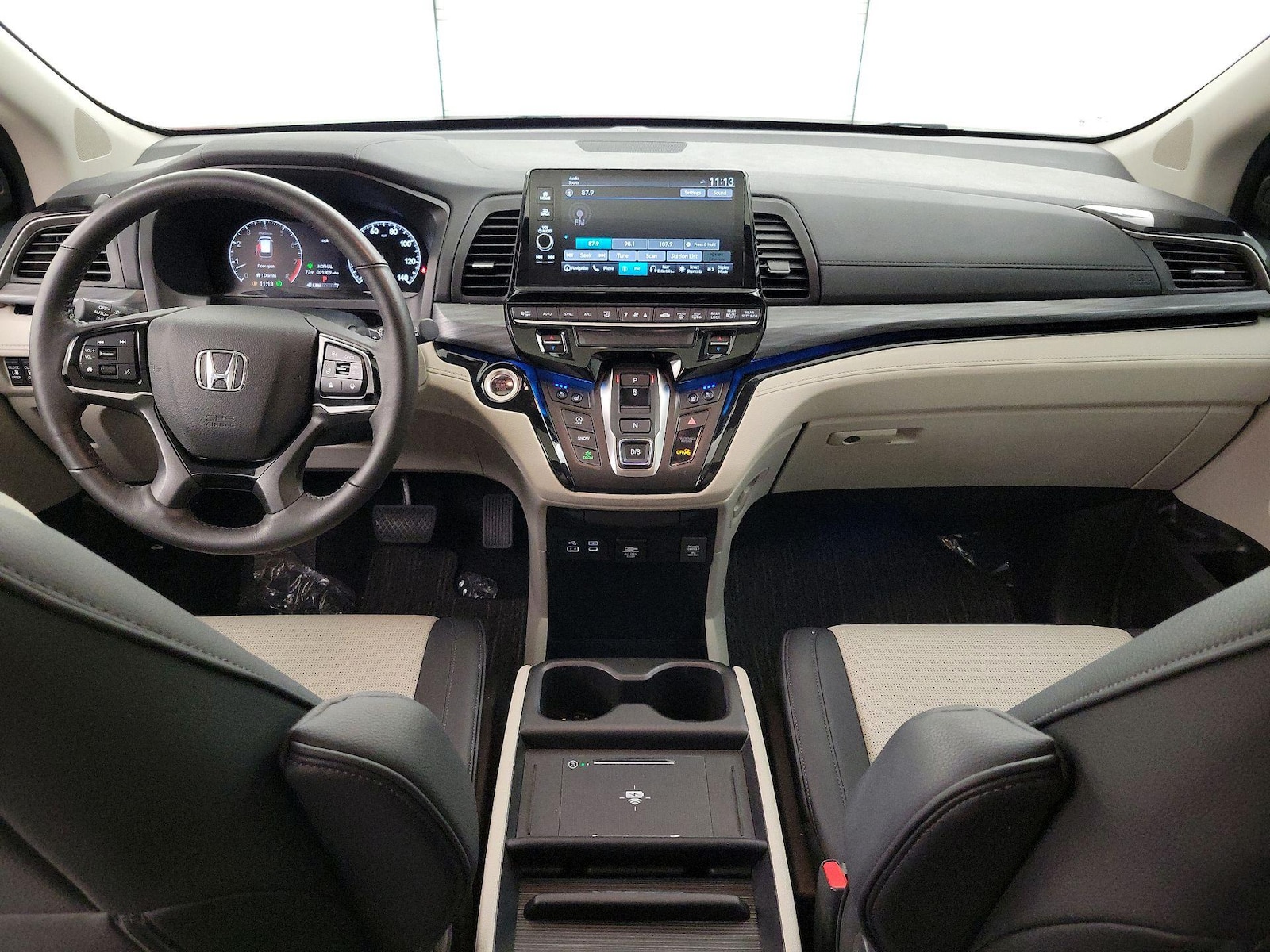 Apple CarPlay® & Android Auto™