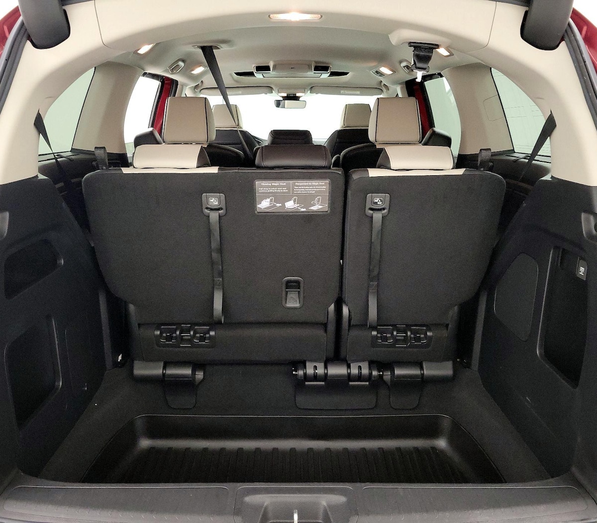 Trunk/Cargo (Seats Up)