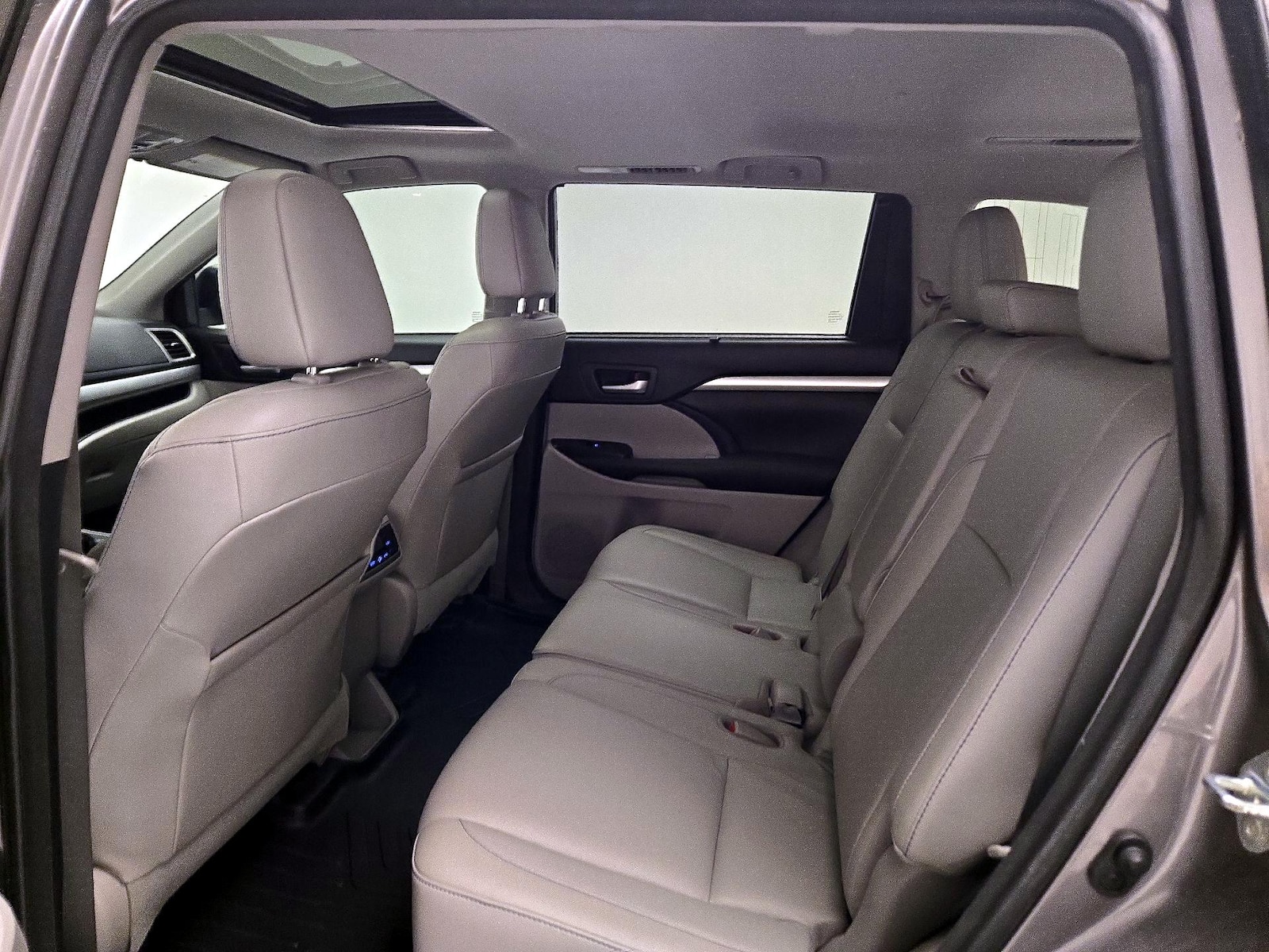 Rear Air Conditioning