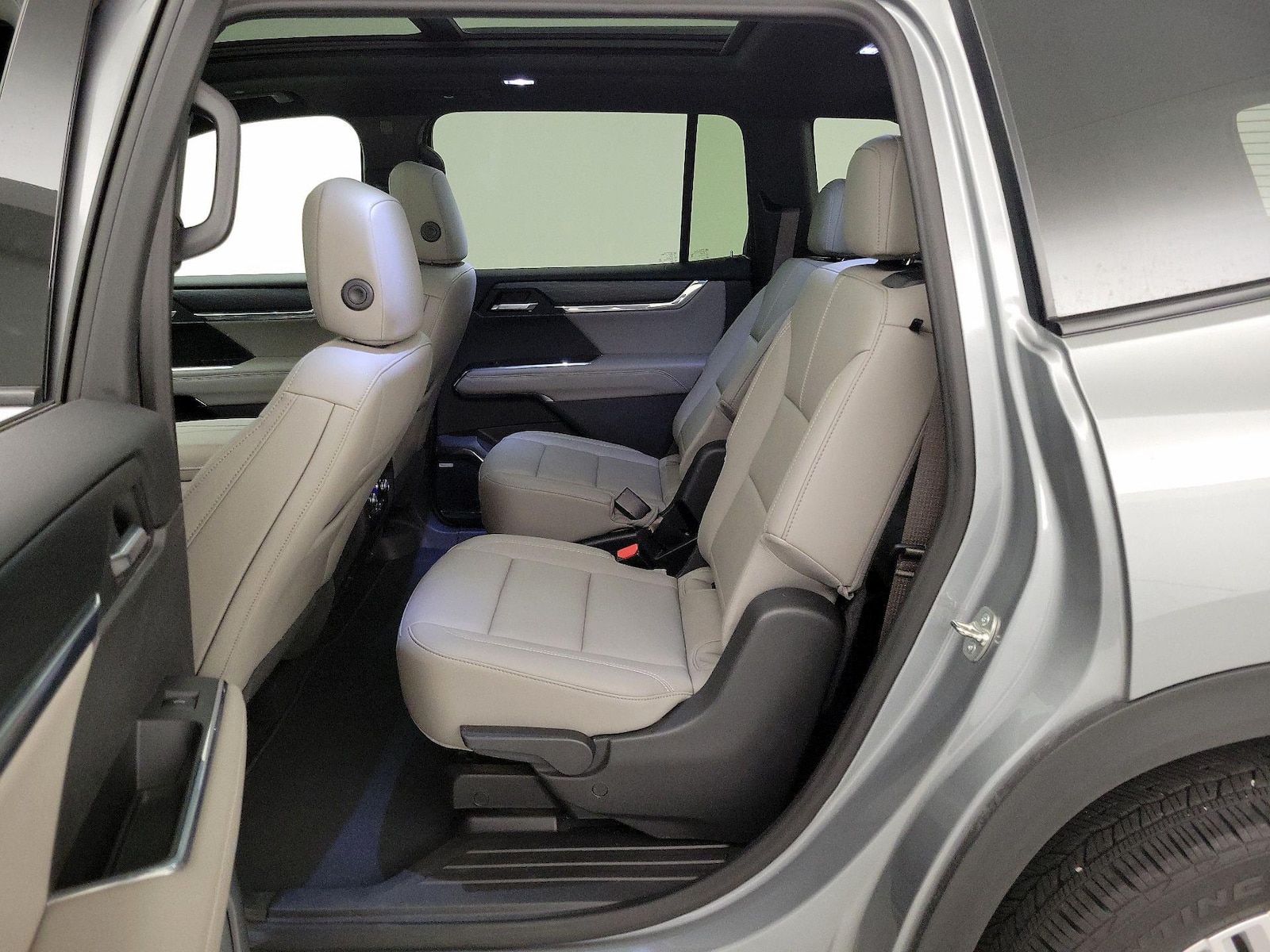 Rear Air Conditioning