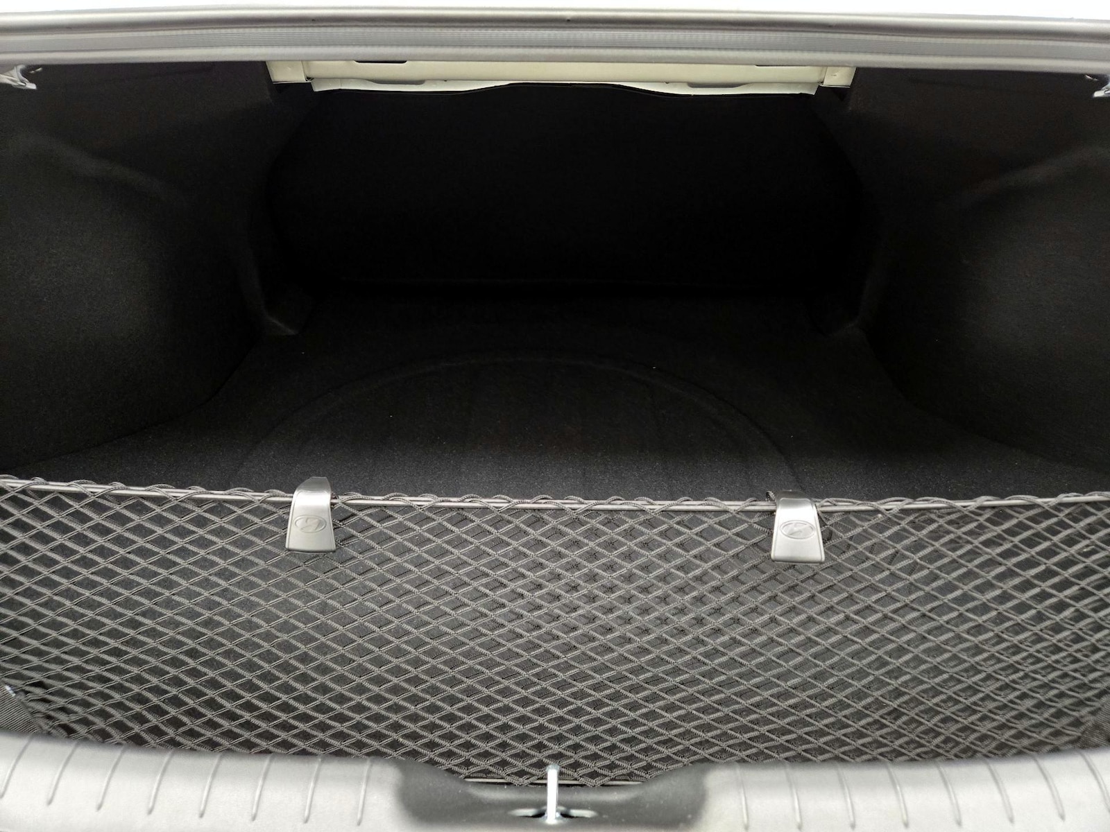 2025 Hyundai Elantra SEL - Photo 21