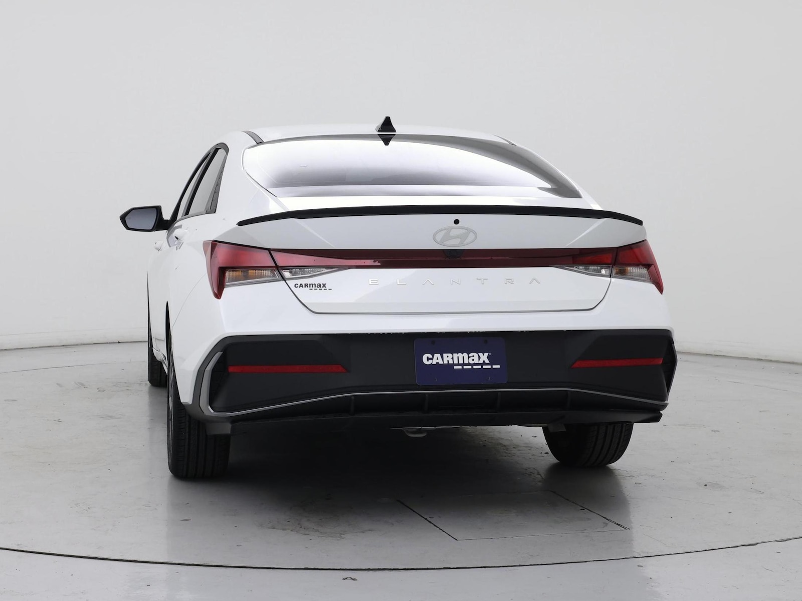 2025 Hyundai Elantra SEL - Photo 7