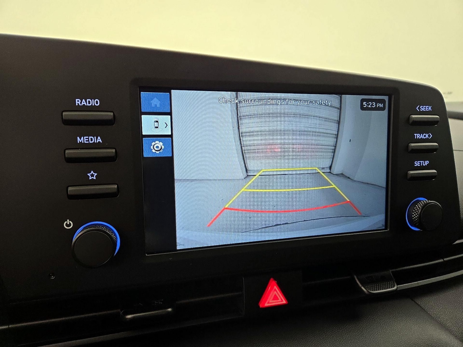 2025 Hyundai Elantra SEL - Photo 15