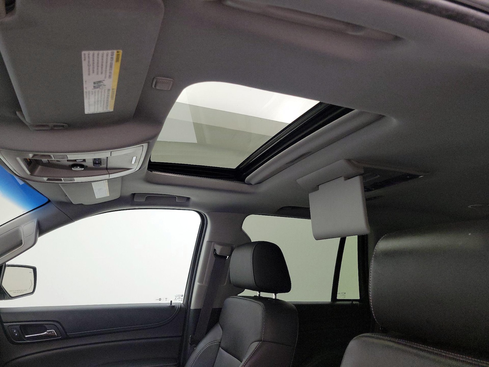 Sunroof(s) & Overhead Airbags