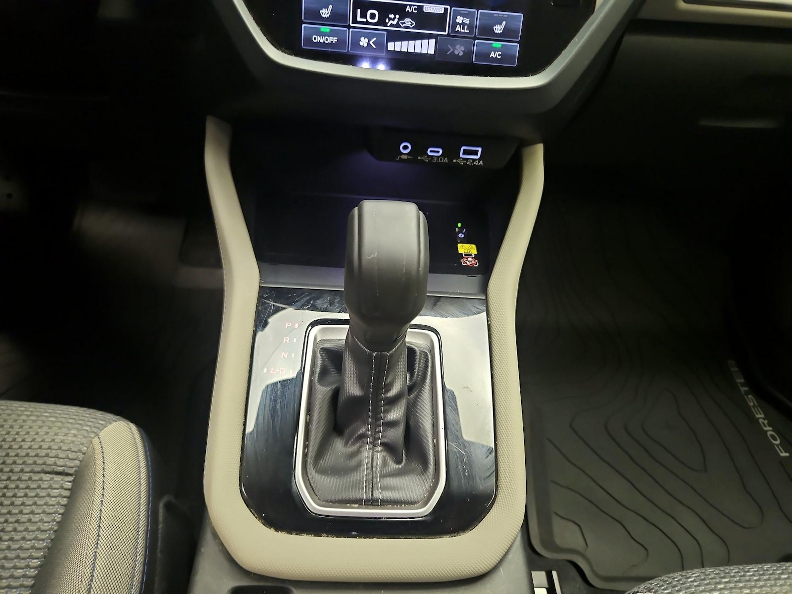 2025 Subaru Forester Premium - Photo 17