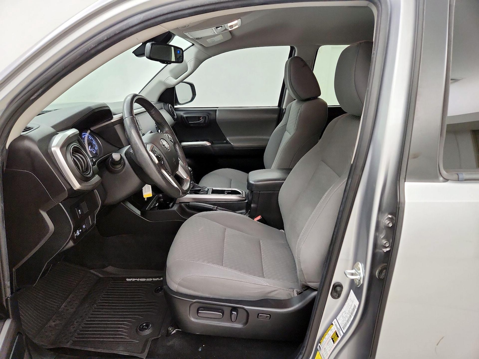 Power Seat(s) & Side Airbags