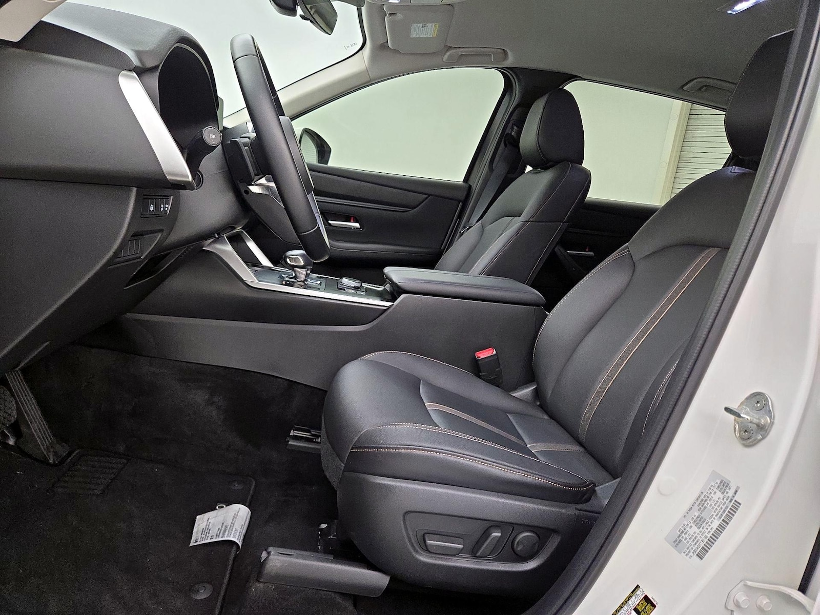 Power Seat(s) & Side Airbags