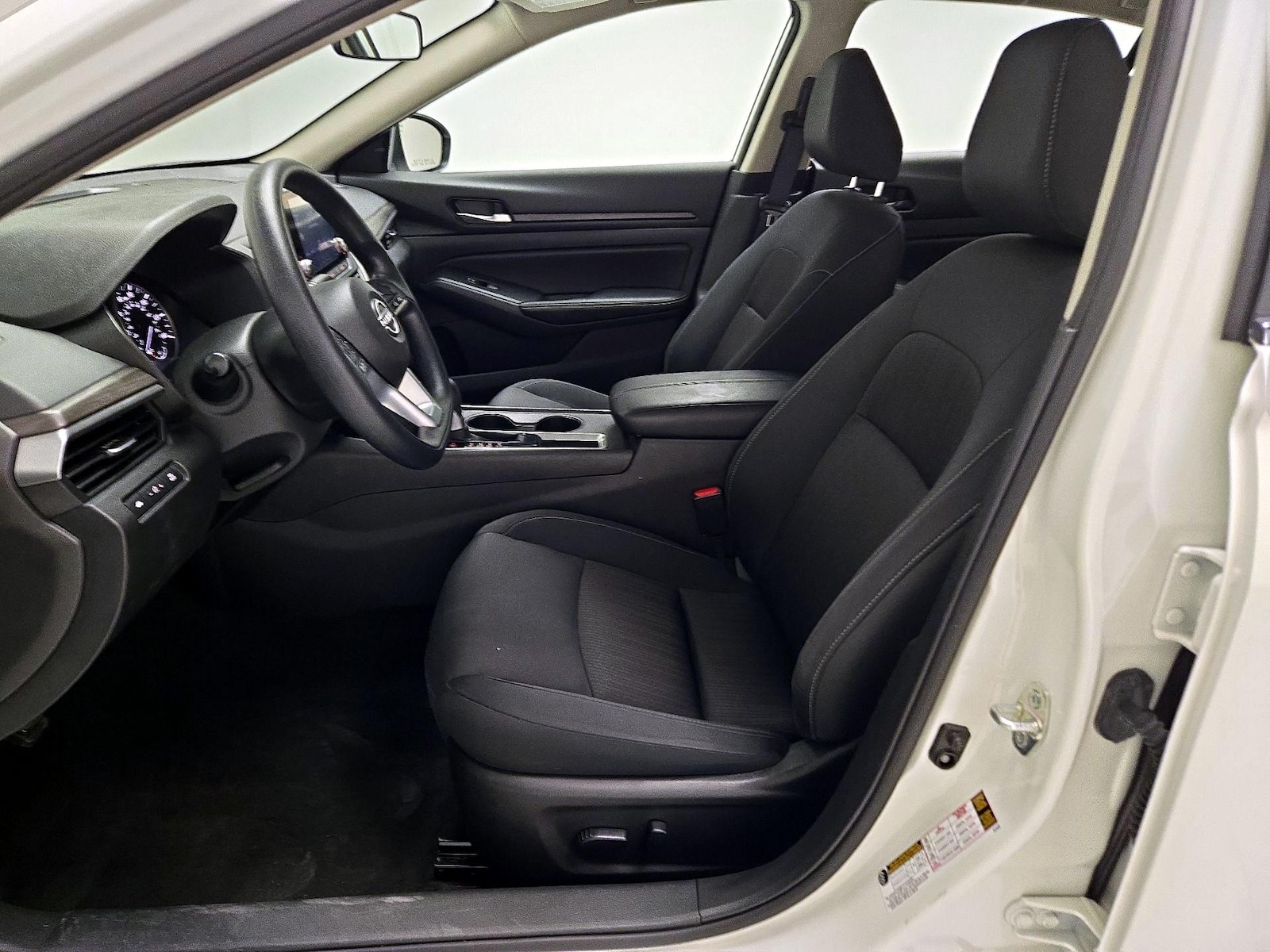 Power Seat(s) & Side Airbags