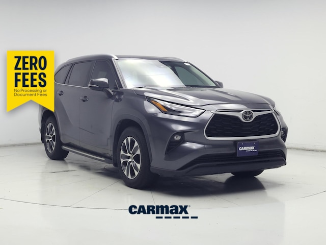 Gray 2024 Toyota Highlander SUV / Crossover Front-Wheel Drive Automatic