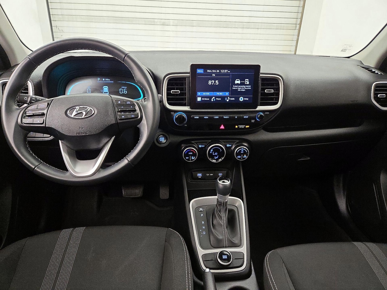 Apple CarPlay® & Android Auto™